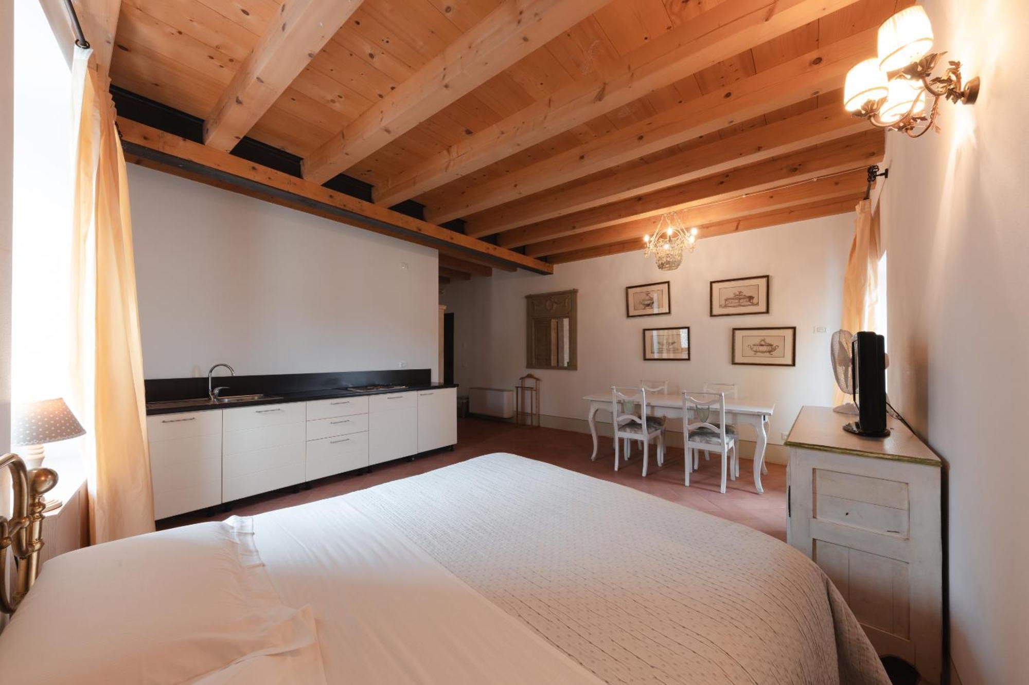 Corte Castello Аффі Номер фото